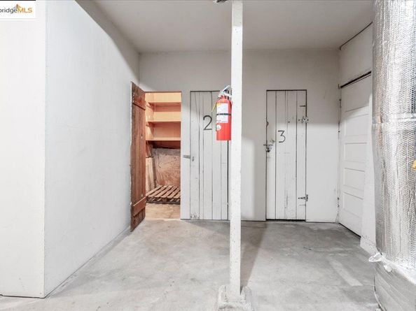 5271 Broadway Ter 1, Oakland CA 94618
