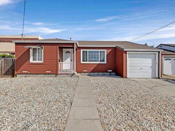 3414 Pine St, Castro Valley CA 94546