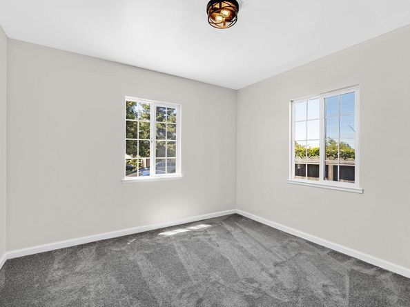 3414 Pine St, Castro Valley CA 94546