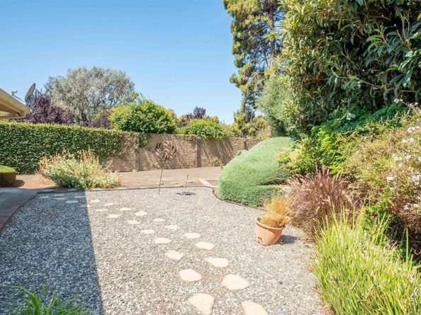 24757 Pear St, Hayward CA 94545