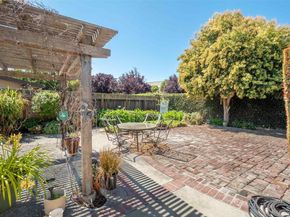 24757 Pear St, Hayward CA 94545