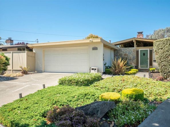 24757 Pear St, Hayward CA 94545