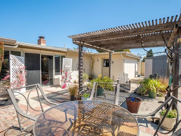 24757 Pear St, Hayward CA 94545