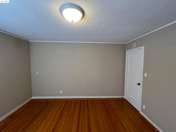 2326 Maywood Ave, Oakland CA 94605