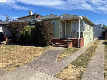 2326 Maywood Ave