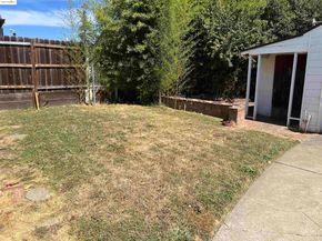 2326 Maywood Ave, Oakland CA 94605