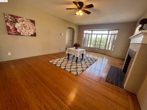 2326 Maywood Ave, Oakland CA 94605