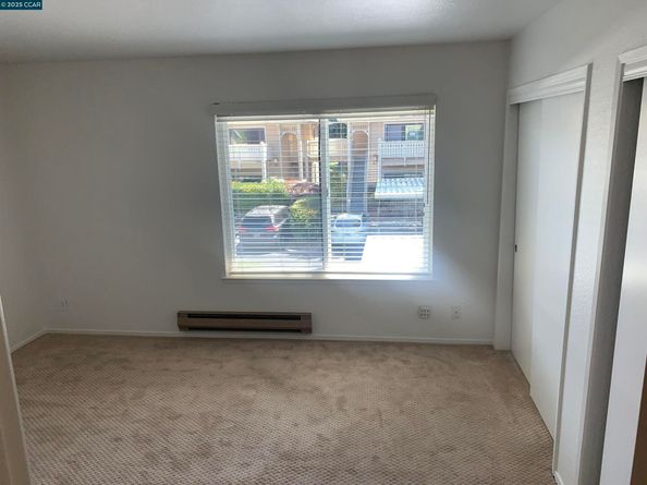 96 Lakeshore Ct, Richmond CA 94804