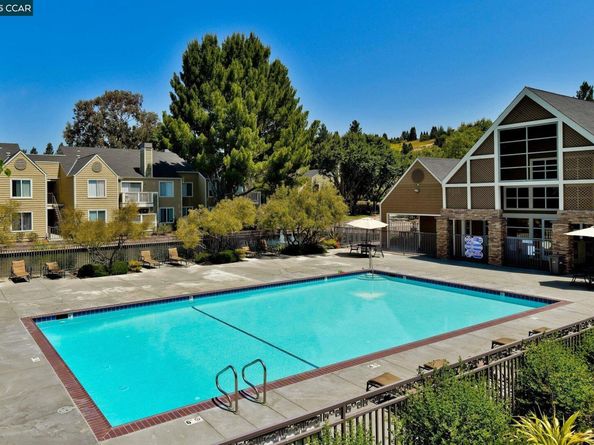 130 Reflections Dr 12, San Ramon CA 94583