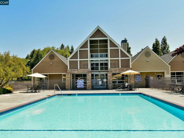 130 Reflections Dr 12, San Ramon CA 94583