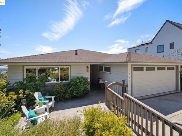 1989 Oakview Dr, Oakland CA 94602