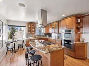 1989 Oakview Dr, Oakland CA 94602