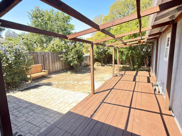 1865 Premier Pl, Concord CA 94520