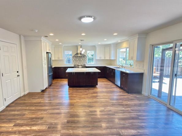 1865 Premier Pl, Concord CA 94520
