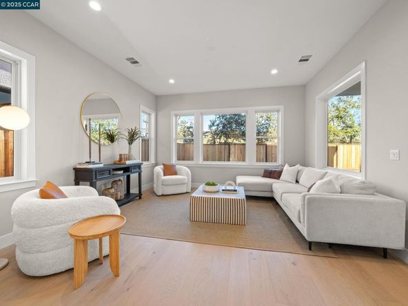 257 Haleena Place, Walnut Creek CA 94597