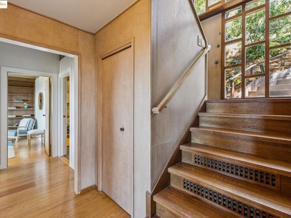 5 Maybeck Twin Dr, Berkeley CA 94708