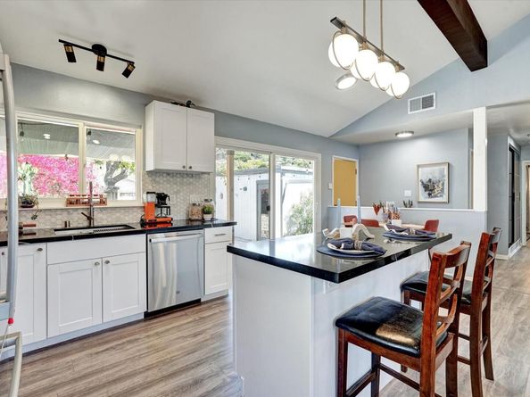 2540 Moyers Rd, Richmond CA 94806
