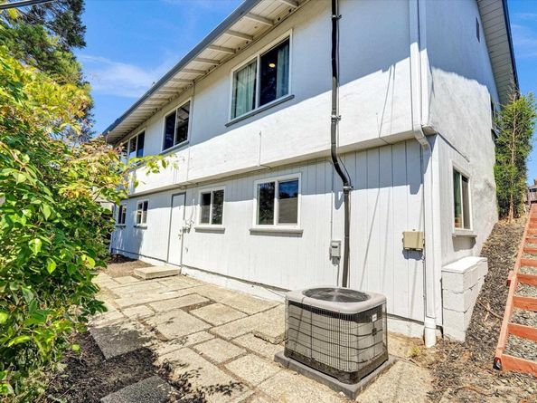 2540 Moyers Rd, Richmond CA 94806