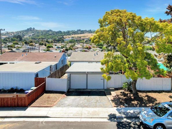 2540 Moyers Rd, Richmond CA 94806