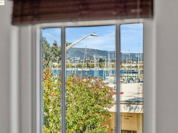 1623 Fortmann Way, Alameda CA 94501