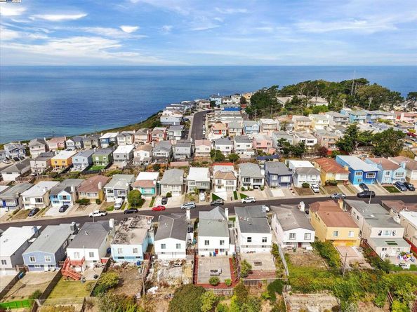 153 Morningside Dr, Daly City CA 94015