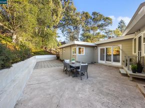 1530 Reliez Valley Rd, Lafayette CA 94549