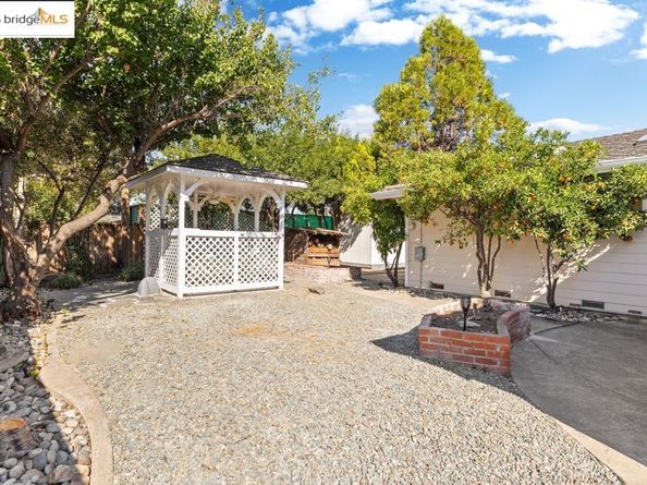2075 Lakewood Dr, San Jose CA 95132