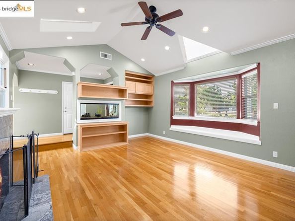 2075 Lakewood Dr, San Jose CA 95132
