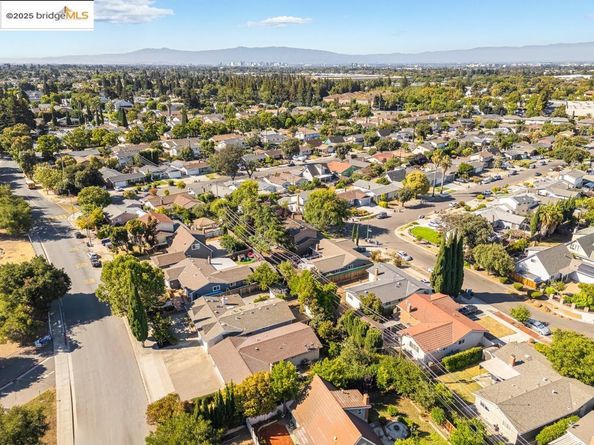 2075 Lakewood Dr, San Jose CA 95132