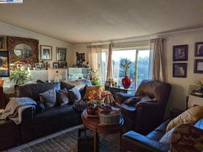 208 Appian Way, Union City CA 94587