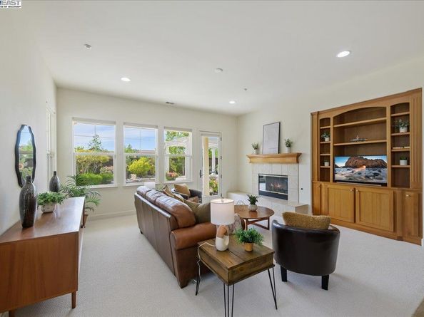 3043 Picholine Dr, Livermore CA 94550