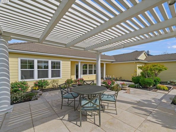 3043 Picholine Dr, Livermore CA 94550