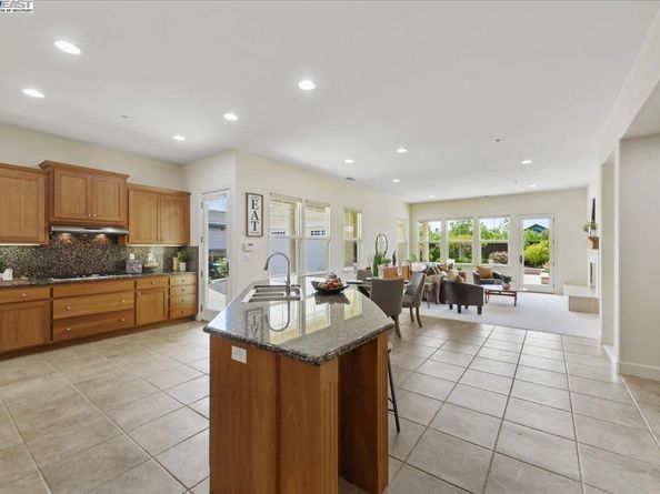 3043 Picholine Dr, Livermore CA 94550