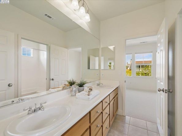 3043 Picholine Dr, Livermore CA 94550