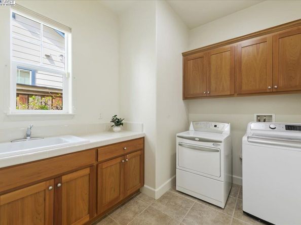 3043 Picholine Dr, Livermore CA 94550