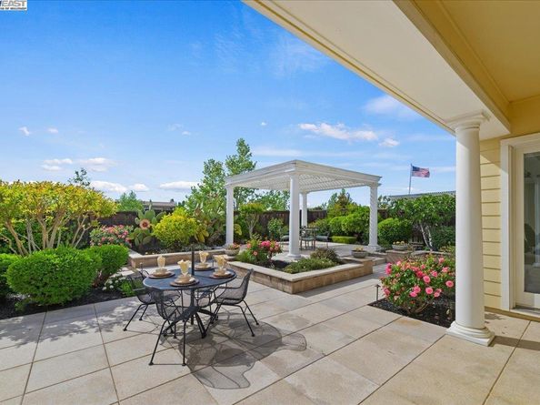 3043 Picholine Dr, Livermore CA 94550