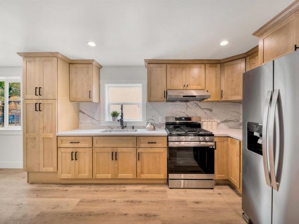3031 Logan St, Oakland CA 94601