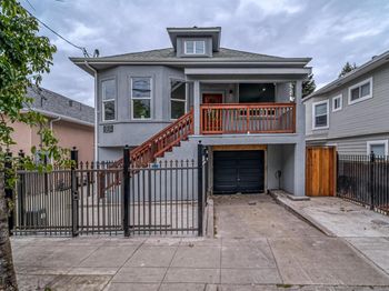 3031 Logan St