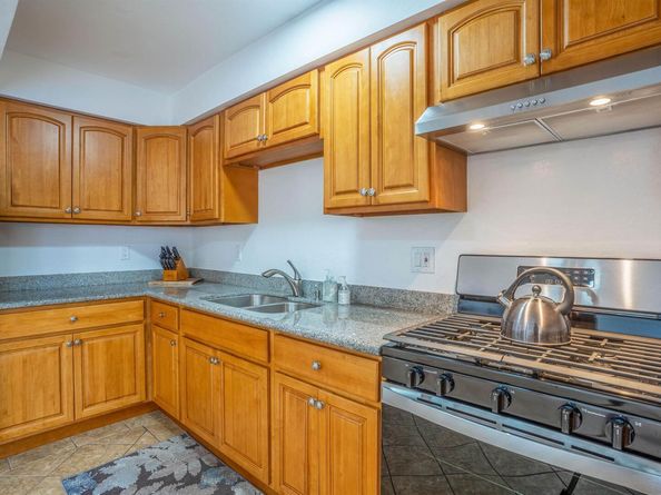 3086 Capp St, Oakland CA 94602