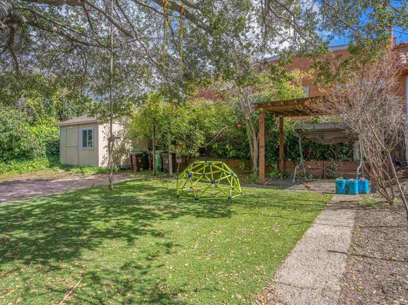 3086 Capp St, Oakland CA 94602