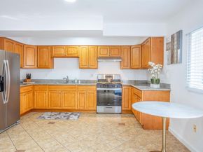 3086 Capp St, Oakland CA 94602