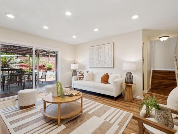 3430 Eureka Ct, Hayward CA 94542