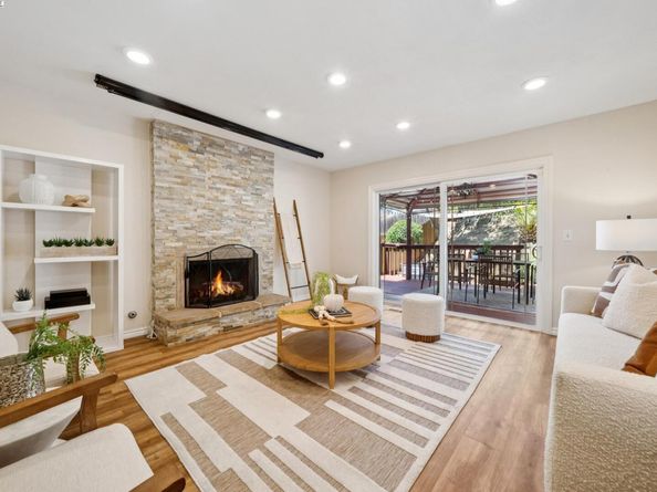 3430 Eureka Ct, Hayward CA 94542
