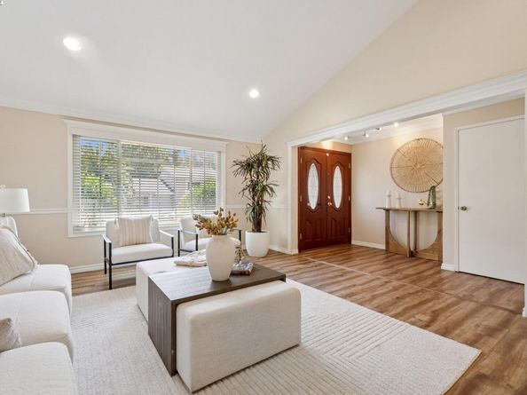 3430 Eureka Ct, Hayward CA 94542