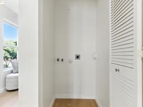 555 10th Street 201, Oakland CA 94607