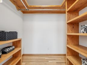 196 Glenwood Glade, Oakland CA 94611
