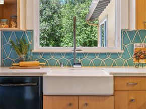 196 Glenwood Glade, Oakland CA 94611