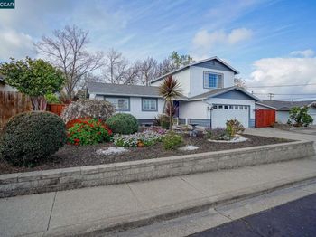 2279 Saint George Dr