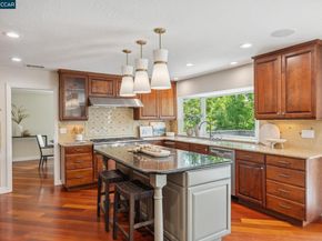 561 Morecroft Road, Lafayette CA 94549