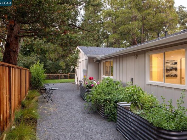 706 St Marys Road, Lafayette CA 94549